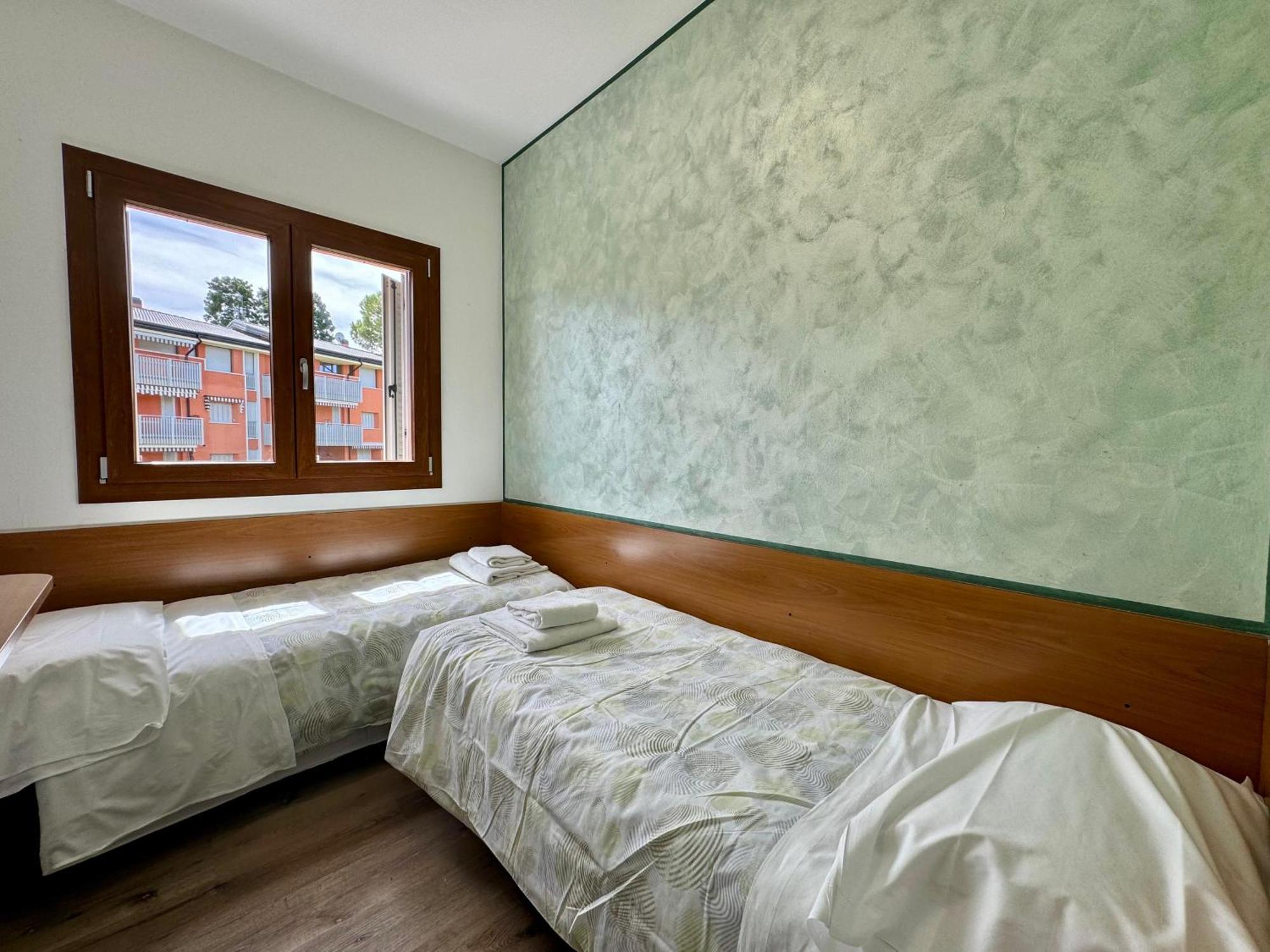 Premium Apartments Peschiera Peschiera del Garda Exterior photo